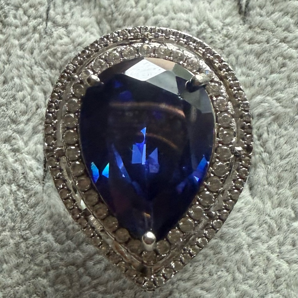 Elegant Blue and Silver Teardrop Pendant